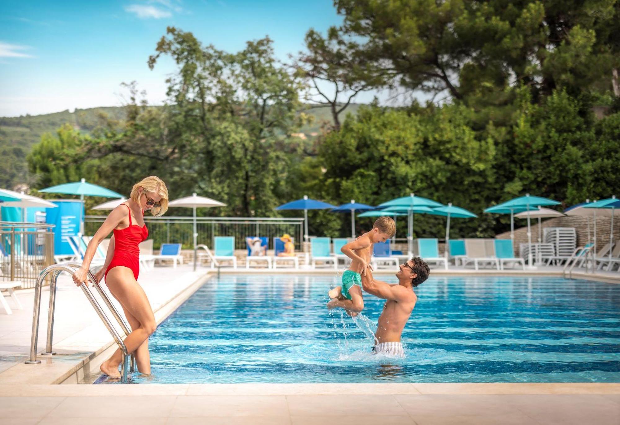 Sunny Makarska By Valamar Kültér fotó